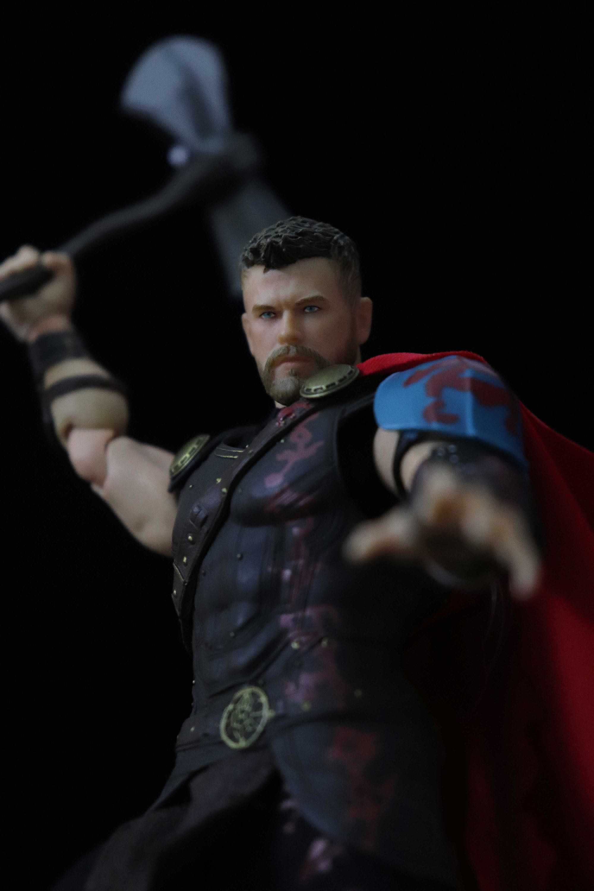 Custom Classic/MCU Thor (Phicen + Mezco + Manipple Studio) : r