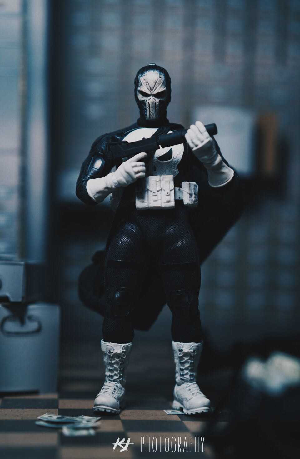 Punisher With Paper Scene