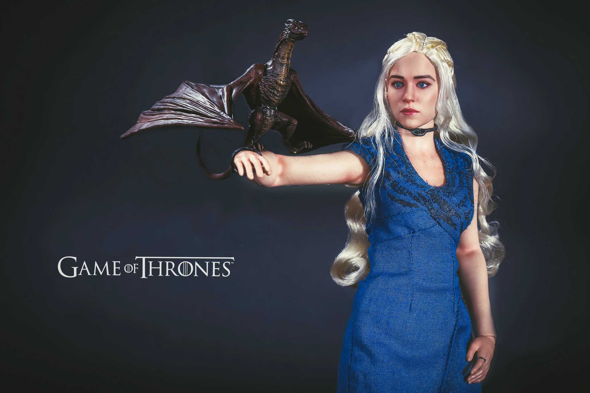 hot toys daenerys targaryen