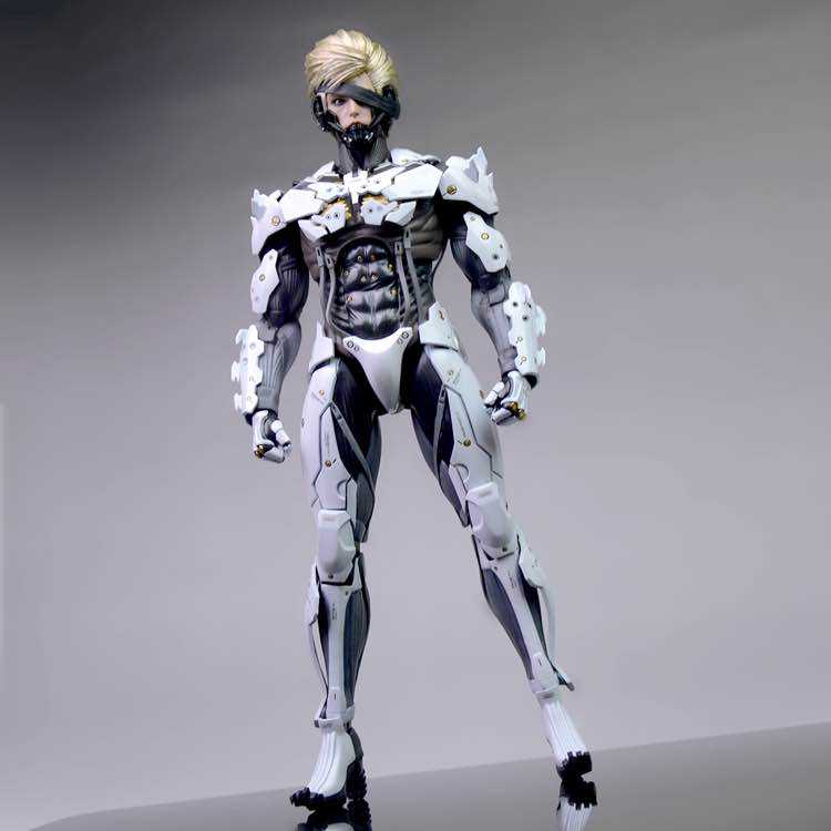 Metal Gear Rising: Revengeance Raiden 1/6th Scale Figure: Sentinel