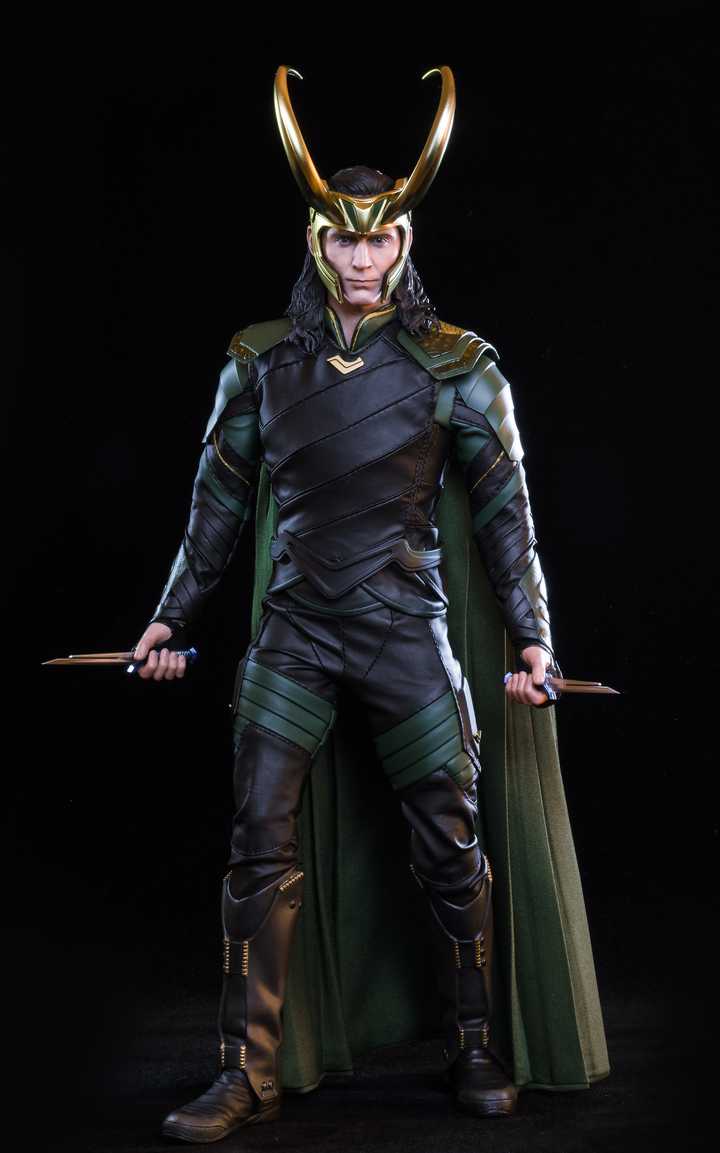 Hot Toys MMS472 HT 1/6 Scale Loki Gold Helmet Figure Thor Ragnarok