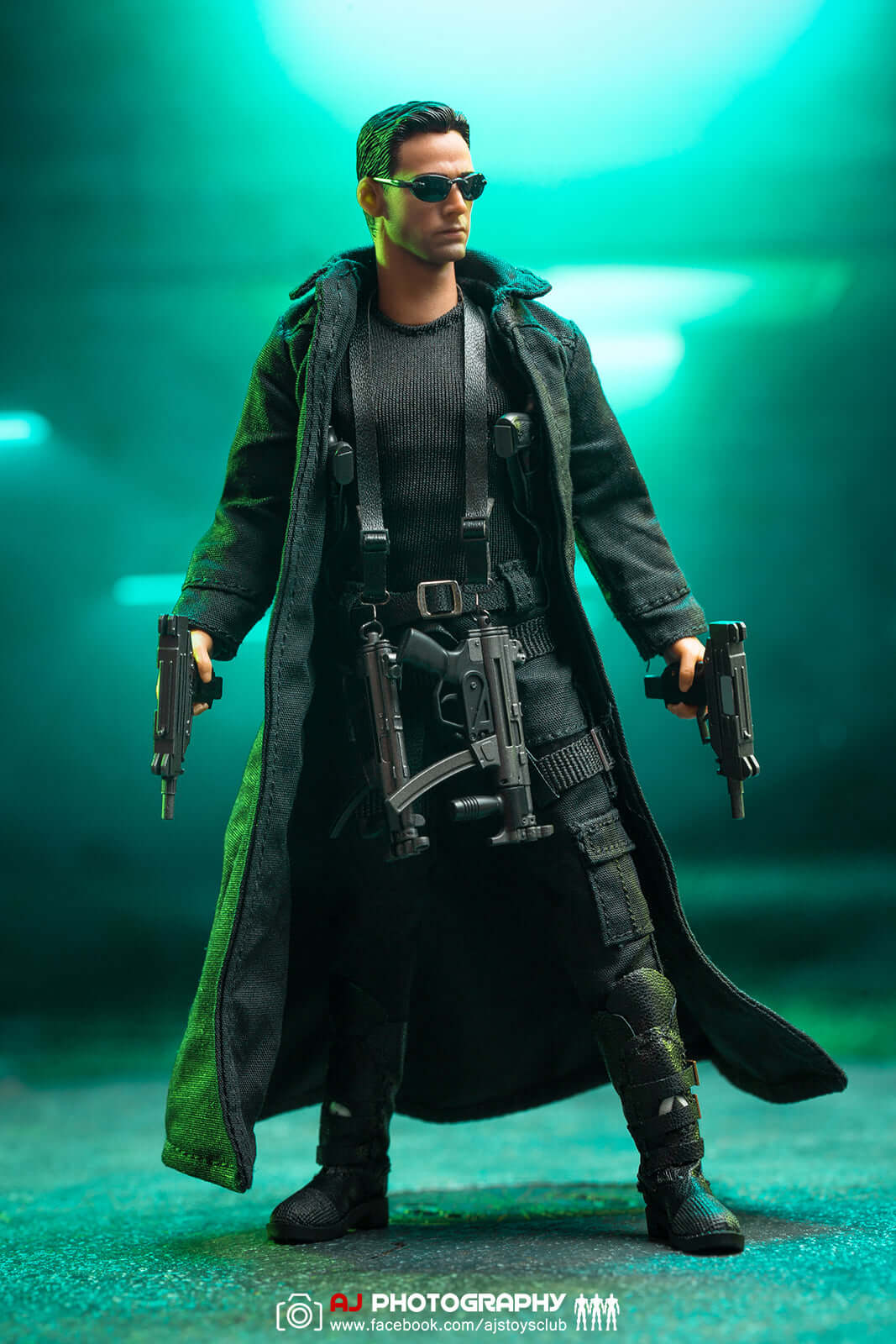 The Matrix Neo 1/12 Scale Figure by PCToys | Figround