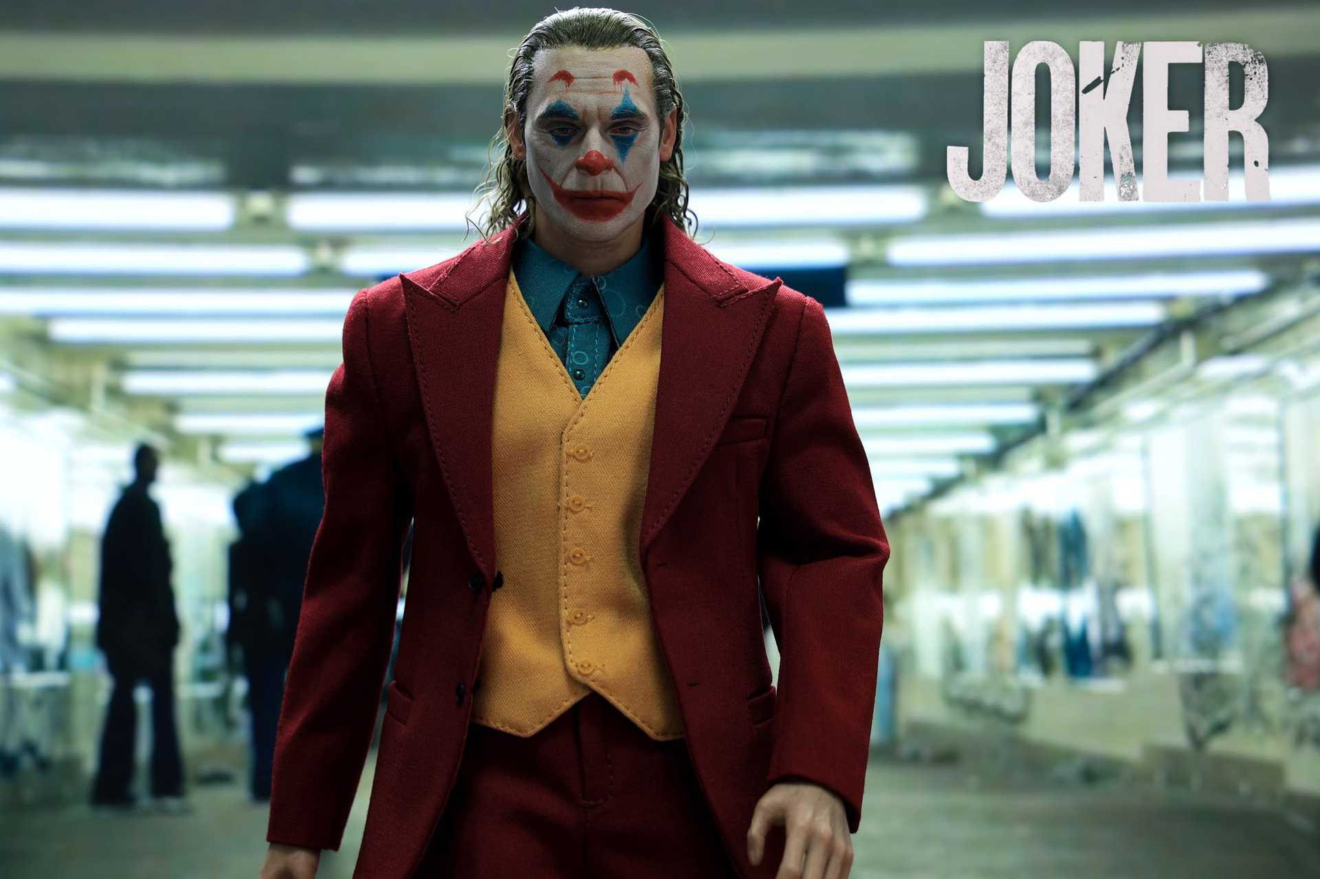 Joaquin Phoenix Joker Figure | eBay