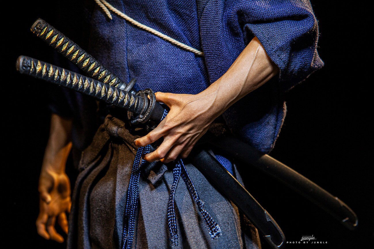 1/6 eleven kai studio 宮本武蔵　ハンドパーツ　バガボンド Amazon | ELEVEN X KAI STUDIO 1/6 宮本武蔵 通常.Ver ＆ DX.Ver